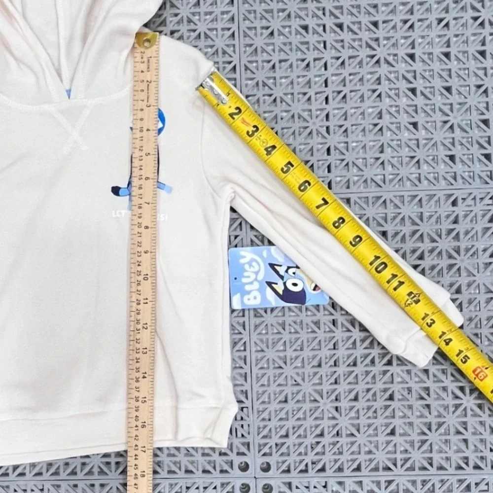 Bluey Jogger Set Kids 5T Cream Hooded Sweatshirt‎ Pants 2pc Heeler Family NEW